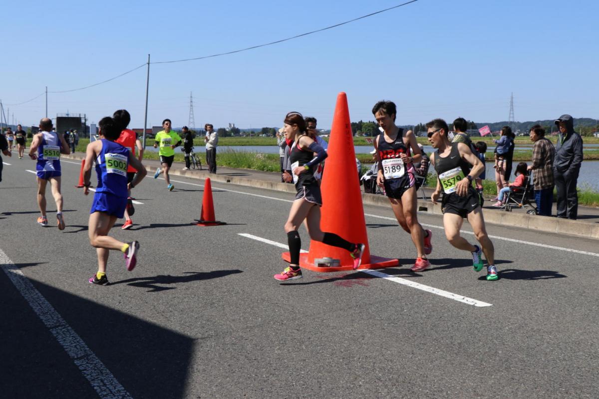 いわて奥州きらめきマラソン2018 フルマラソン5・37.5km給水/10km折り返し 2018/05/20
