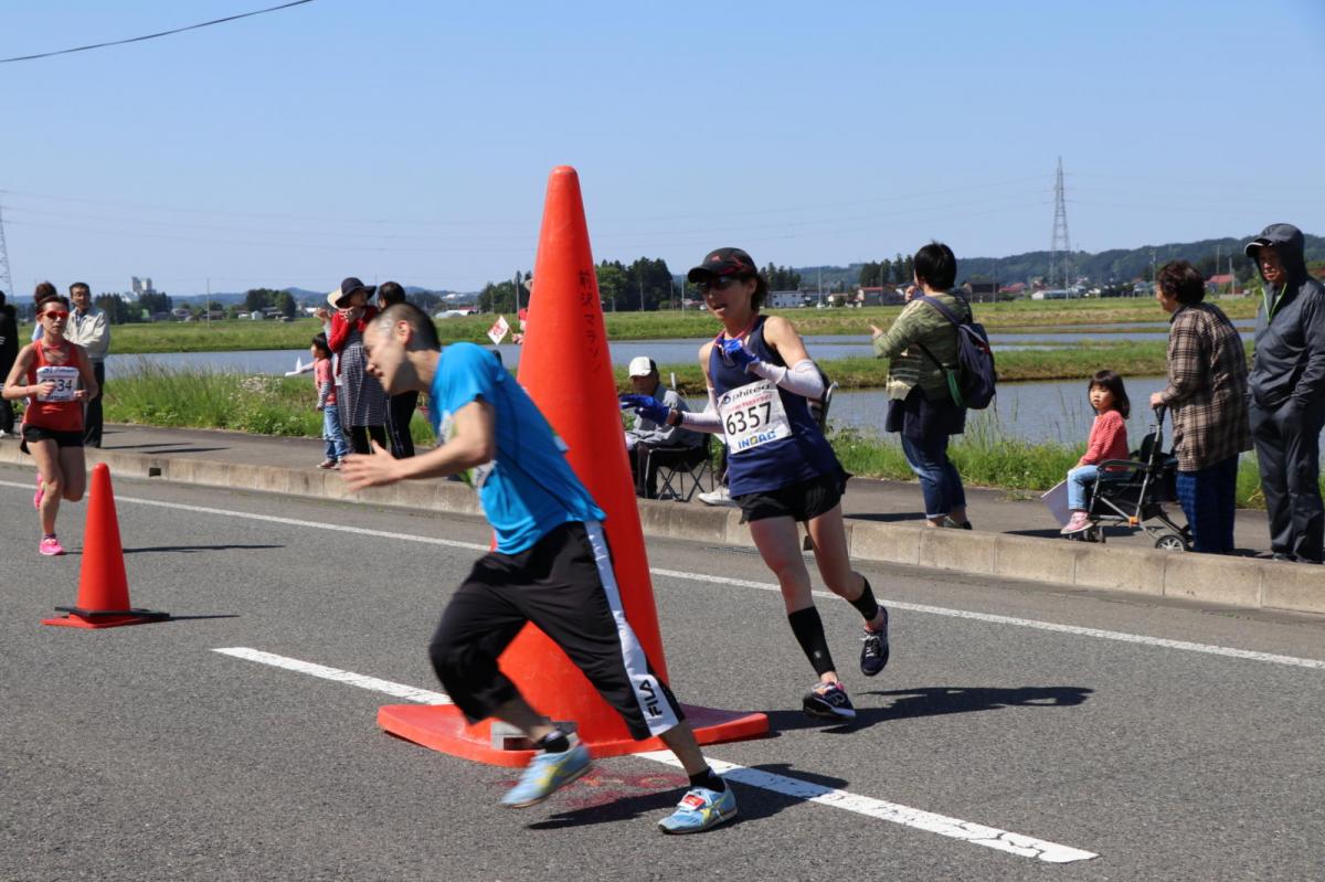 いわて奥州きらめきマラソン2018 フルマラソン5・37.5km給水/10km折り返し 2018/05/20