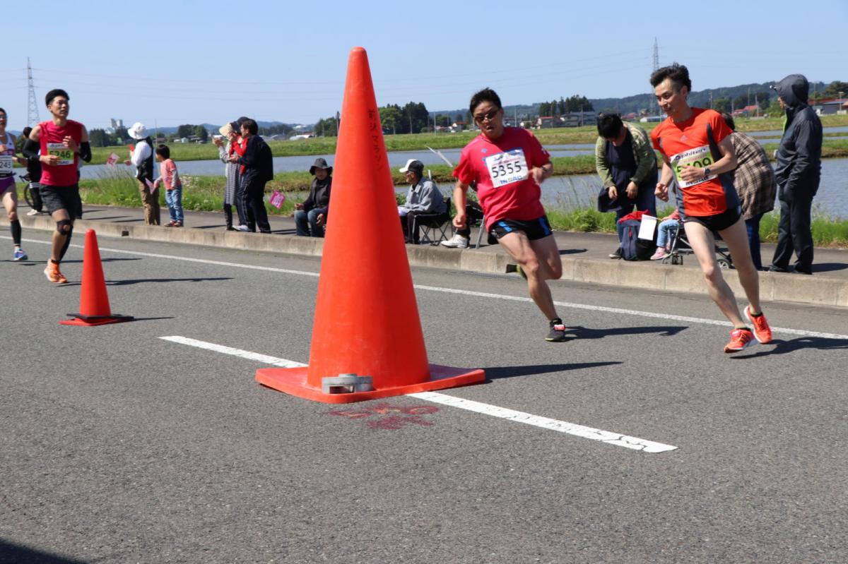 いわて奥州きらめきマラソン2018 フルマラソン5・37.5km給水/10km折り返し 2018/05/20