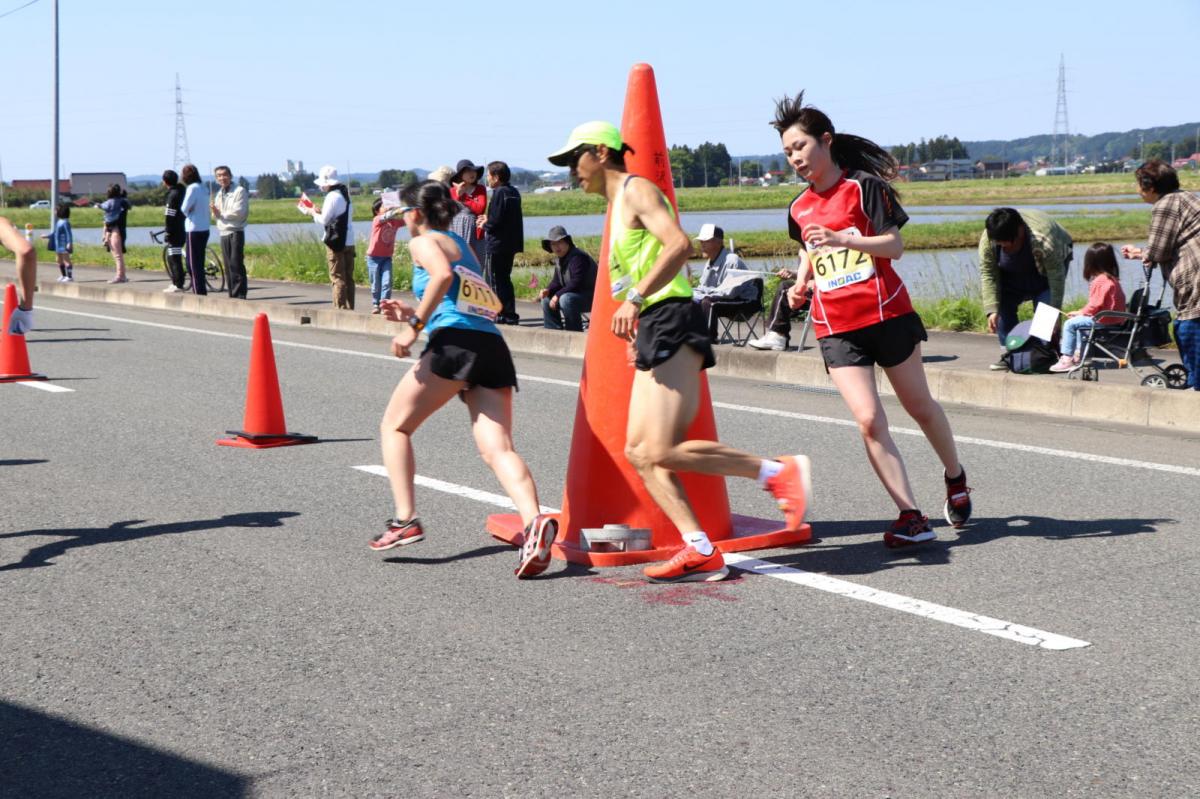 いわて奥州きらめきマラソン2018 フルマラソン5・37.5km給水/10km折り返し 2018/05/20