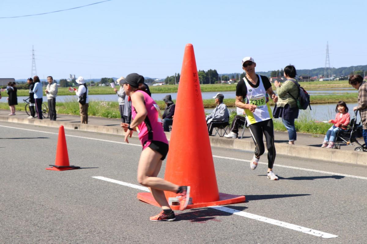 いわて奥州きらめきマラソン2018 フルマラソン5・37.5km給水/10km折り返し 2018/05/20