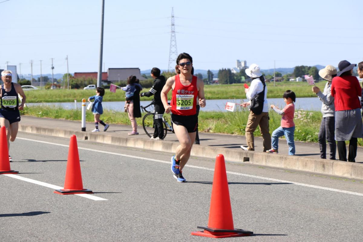 いわて奥州きらめきマラソン2018 フルマラソン5・37.5km給水/10km折り返し 2018/05/20