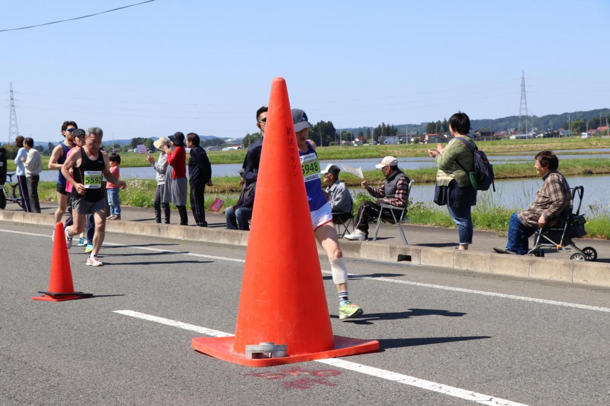 いわて奥州きらめきマラソン2018 フルマラソン5・37.5km給水/10km折り返し 2018/05/20