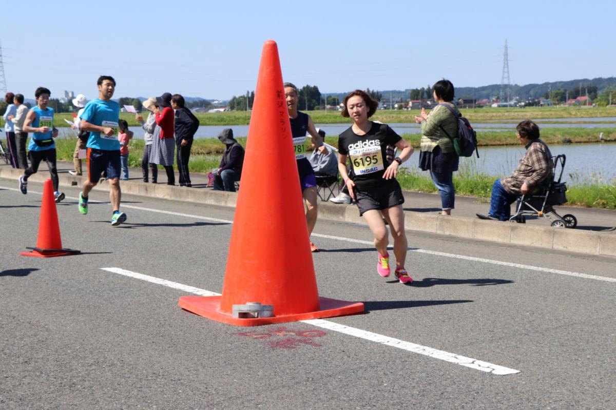 いわて奥州きらめきマラソン2018 フルマラソン5・37.5km給水/10km折り返し 2018/05/20
