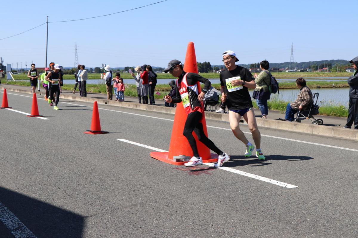 いわて奥州きらめきマラソン2018 フルマラソン5・37.5km給水/10km折り返し 2018/05/20