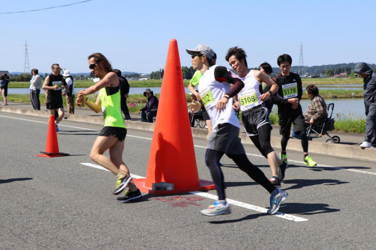 いわて奥州きらめきマラソン2018 フルマラソン5・37.5km給水/10km折り返し 2018/05/20