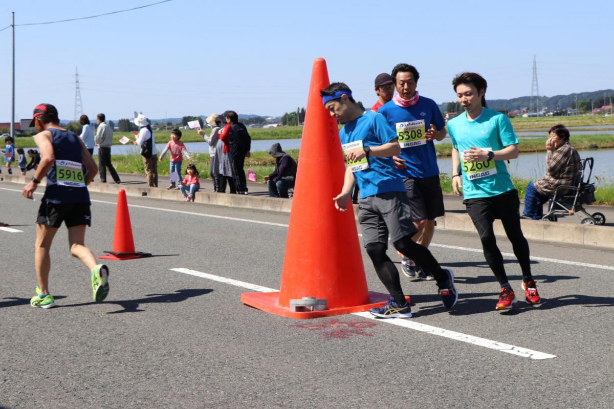 いわて奥州きらめきマラソン2018 フルマラソン5・37.5km給水/10km折り返し 2018/05/20