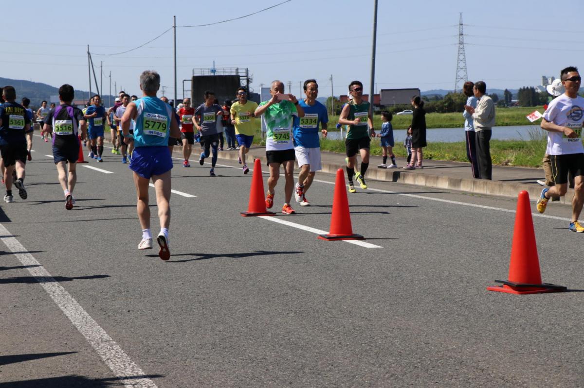 いわて奥州きらめきマラソン2018 フルマラソン5・37.5km給水/10km折り返し 2018/05/20