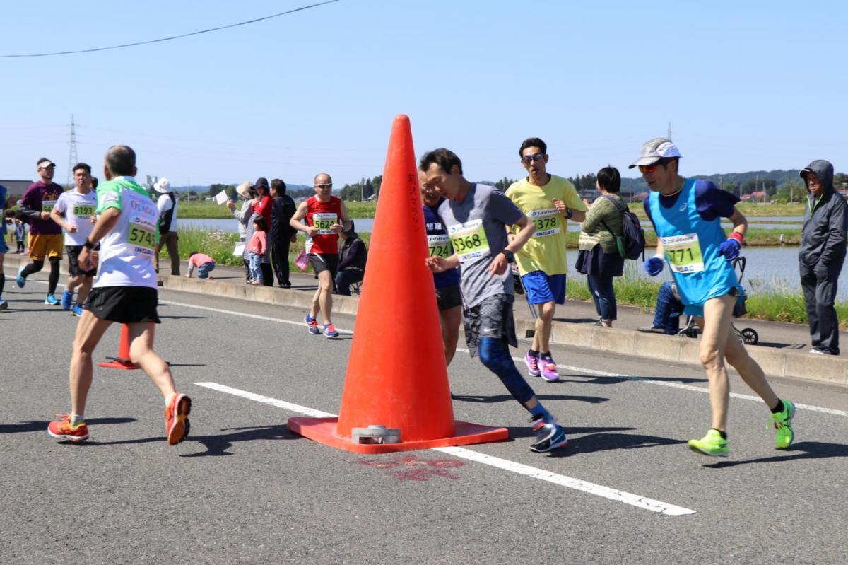 いわて奥州きらめきマラソン2018 フルマラソン5・37.5km給水/10km折り返し 2018/05/20
