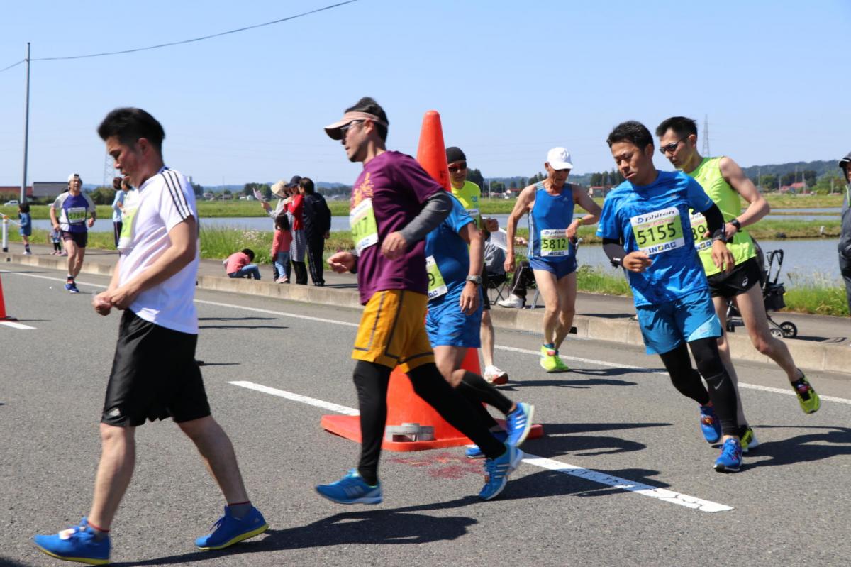 いわて奥州きらめきマラソン2018 フルマラソン5・37.5km給水/10km折り返し 2018/05/20