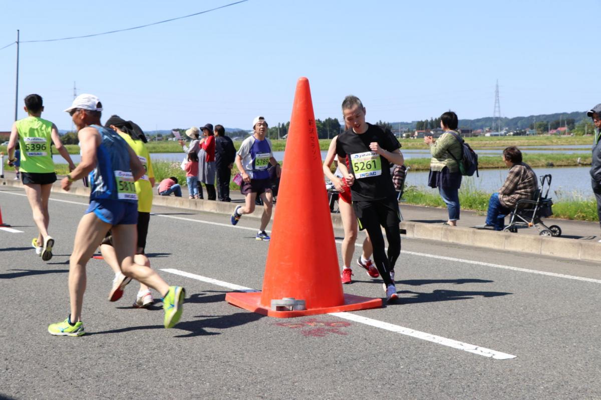 いわて奥州きらめきマラソン2018 フルマラソン5・37.5km給水/10km折り返し 2018/05/20