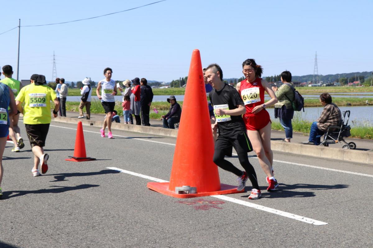 いわて奥州きらめきマラソン2018 フルマラソン5・37.5km給水/10km折り返し 2018/05/20