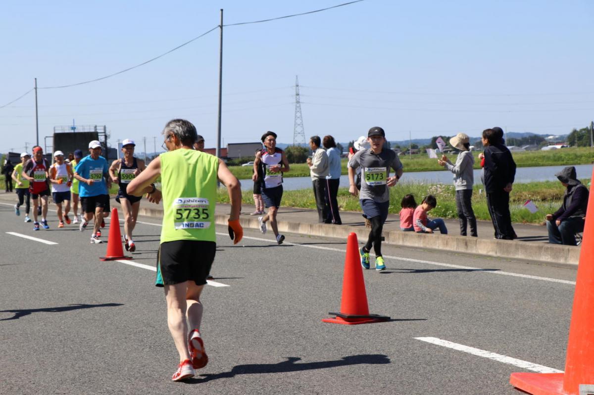 いわて奥州きらめきマラソン2018 フルマラソン5・37.5km給水/10km折り返し 2018/05/20