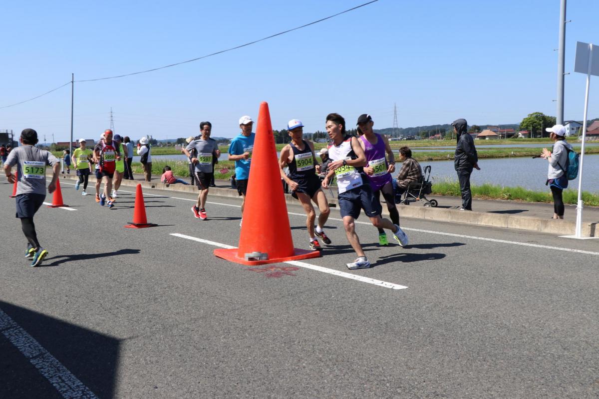いわて奥州きらめきマラソン2018 フルマラソン5・37.5km給水/10km折り返し 2018/05/20