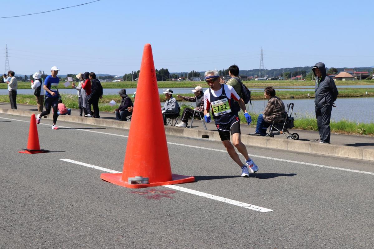 いわて奥州きらめきマラソン2018 フルマラソン5・37.5km給水/10km折り返し 2018/05/20