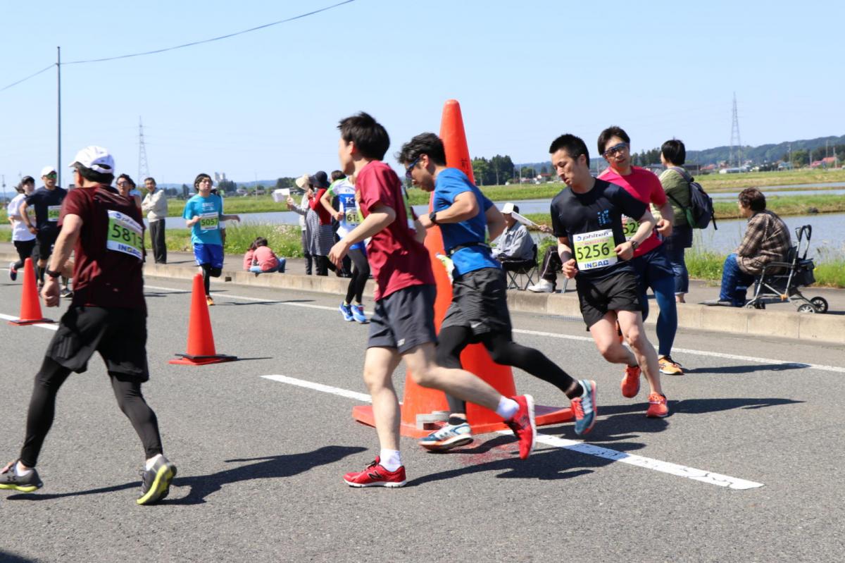 いわて奥州きらめきマラソン2018 フルマラソン5・37.5km給水/10km折り返し 2018/05/20