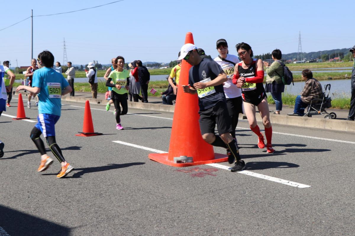 いわて奥州きらめきマラソン2018 フルマラソン5・37.5km給水/10km折り返し 2018/05/20