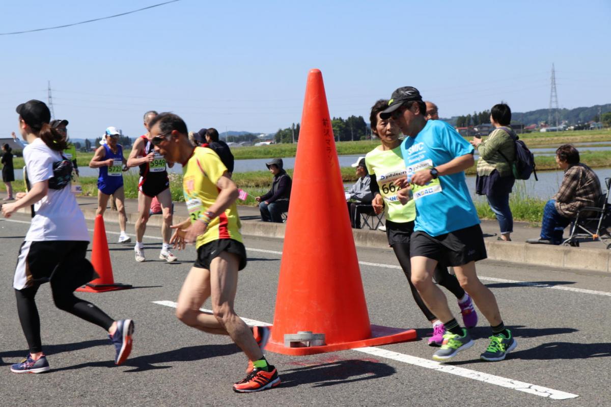 いわて奥州きらめきマラソン2018 フルマラソン5・37.5km給水/10km折り返し 2018/05/20