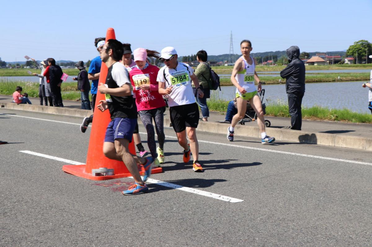 いわて奥州きらめきマラソン2018 フルマラソン5・37.5km給水/10km折り返し 2018/05/20