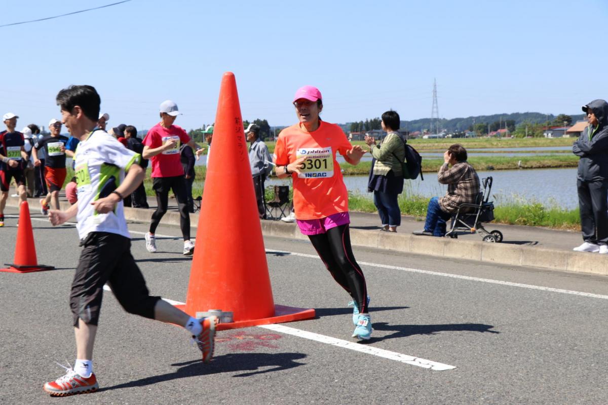 いわて奥州きらめきマラソン2018 フルマラソン5・37.5km給水/10km折り返し 2018/05/20