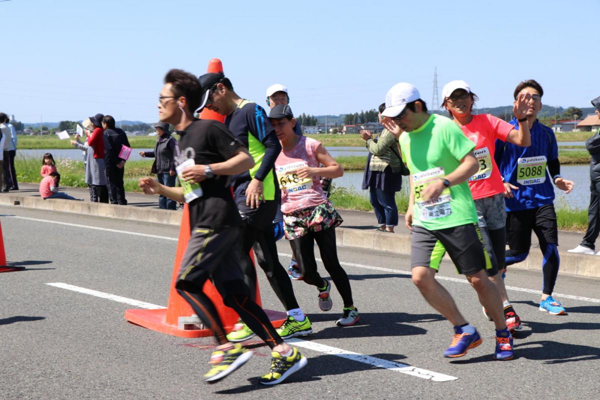 いわて奥州きらめきマラソン2018 フルマラソン5・37.5km給水/10km折り返し 2018/05/20