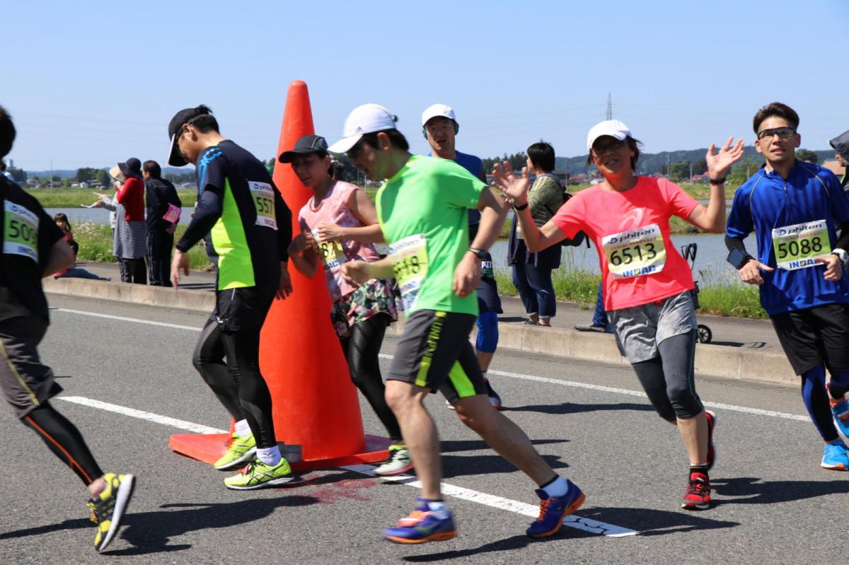 いわて奥州きらめきマラソン2018 フルマラソン5・37.5km給水/10km折り返し 2018/05/20
