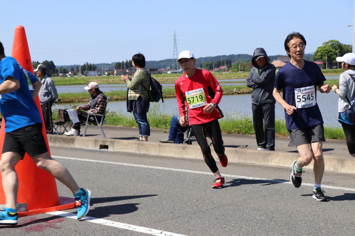 いわて奥州きらめきマラソン2018 フルマラソン5・37.5km給水/10km折り返し 2018/05/20