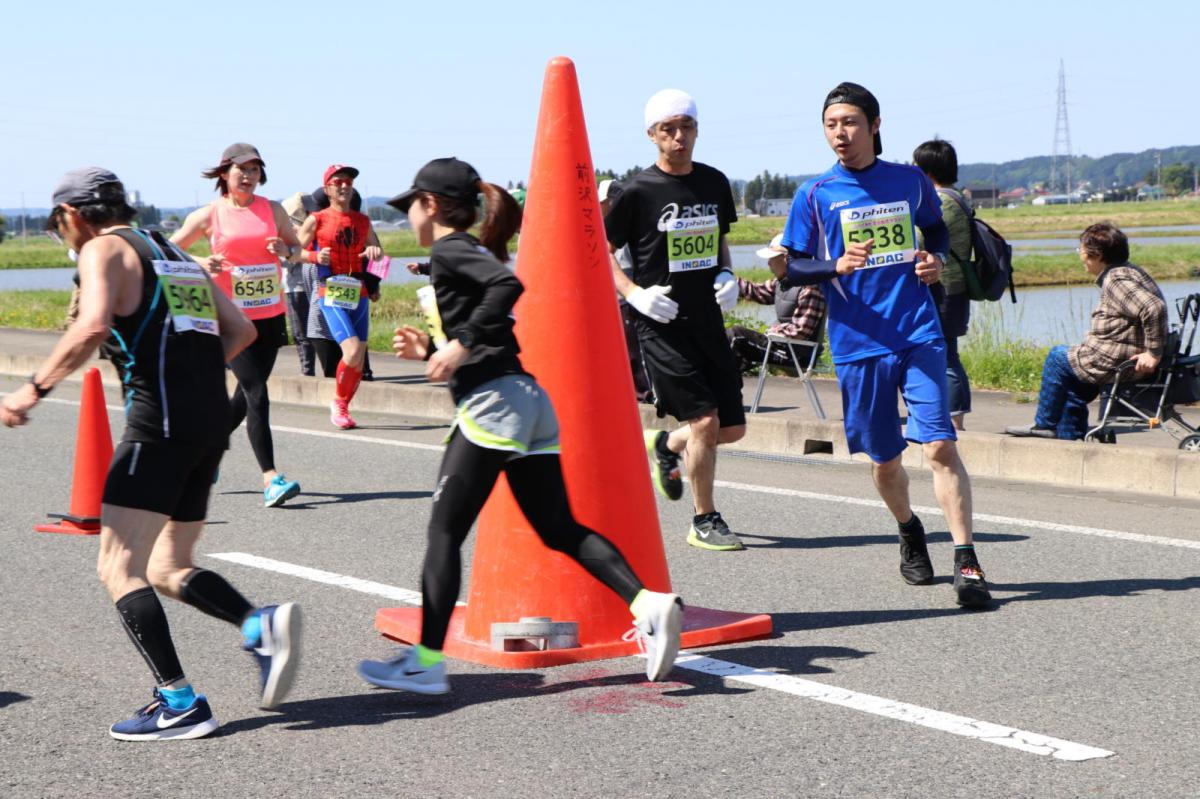 いわて奥州きらめきマラソン2018 フルマラソン5・37.5km給水/10km折り返し 2018/05/20