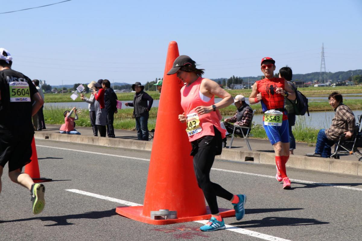 いわて奥州きらめきマラソン2018 フルマラソン5・37.5km給水/10km折り返し 2018/05/20