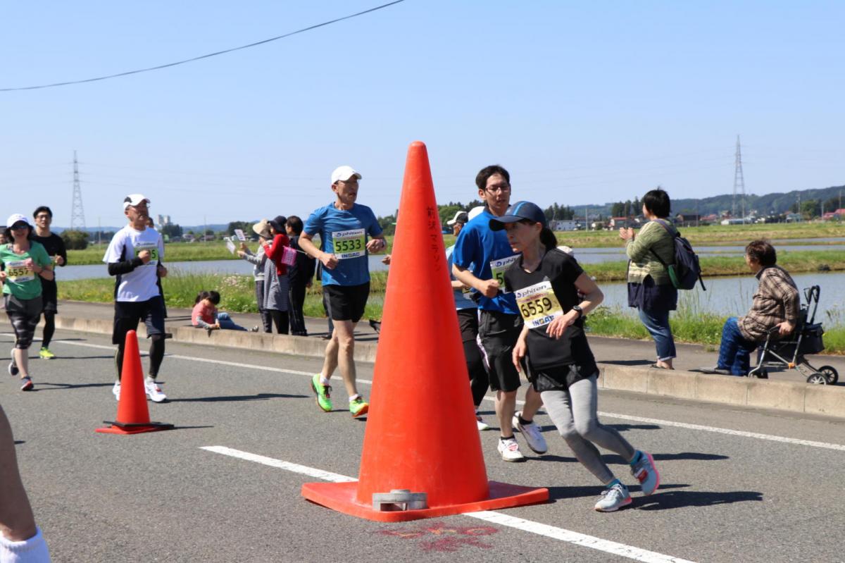 いわて奥州きらめきマラソン2018 フルマラソン5・37.5km給水/10km折り返し 2018/05/20
