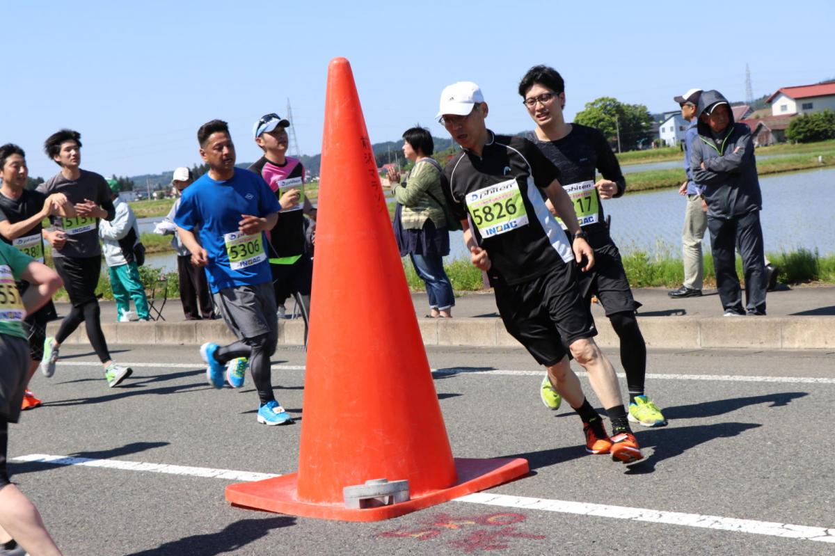 いわて奥州きらめきマラソン2018 フルマラソン5・37.5km給水/10km折り返し 2018/05/20