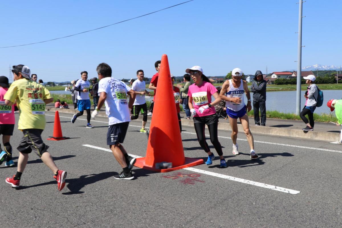 いわて奥州きらめきマラソン2018 フルマラソン5・37.5km給水/10km折り返し 2018/05/20