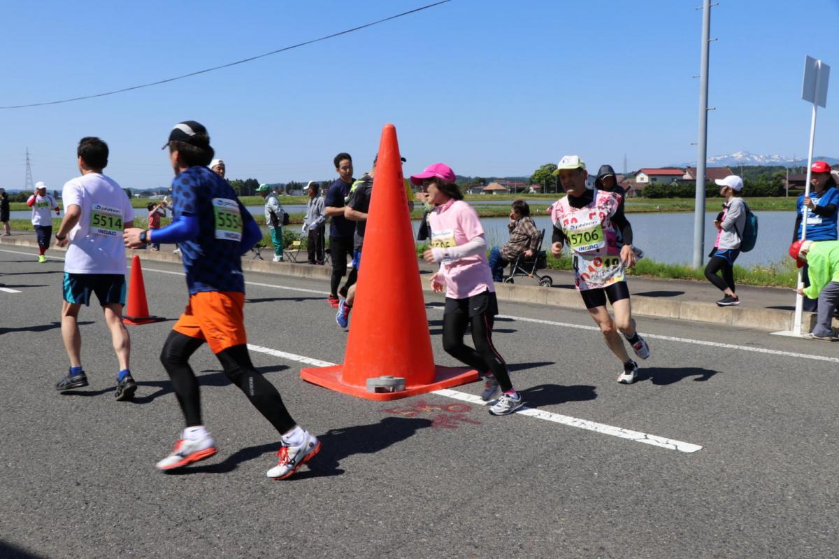 いわて奥州きらめきマラソン2018 フルマラソン5・37.5km給水/10km折り返し 2018/05/20
