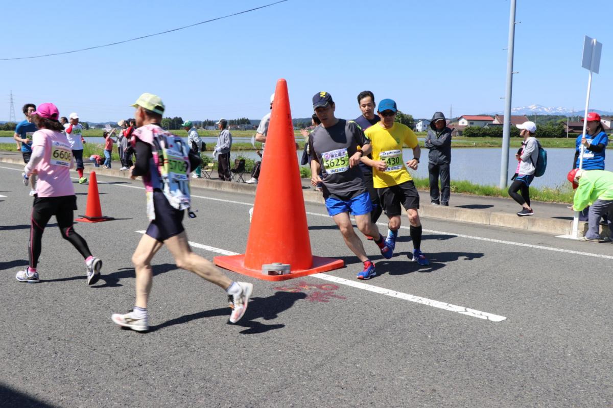 いわて奥州きらめきマラソン2018 フルマラソン5・37.5km給水/10km折り返し 2018/05/20