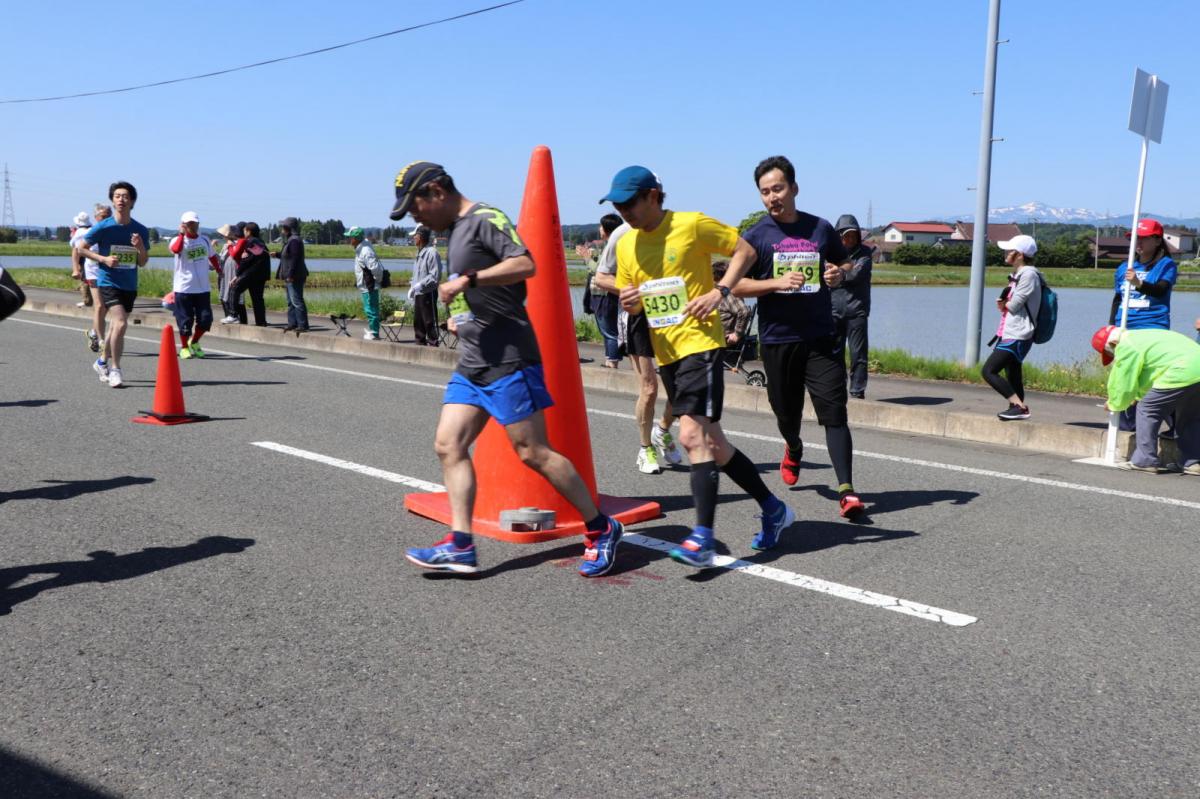 いわて奥州きらめきマラソン2018 フルマラソン5・37.5km給水/10km折り返し 2018/05/20