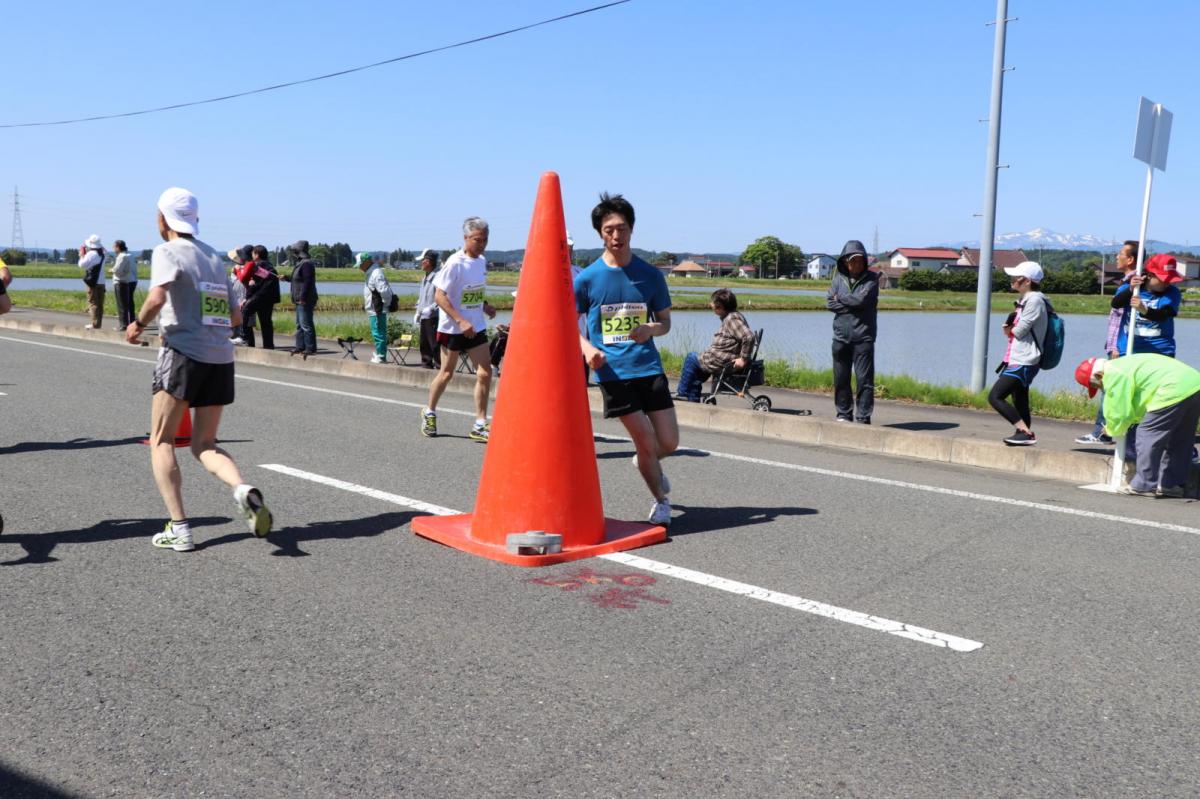 いわて奥州きらめきマラソン2018 フルマラソン5・37.5km給水/10km折り返し 2018/05/20