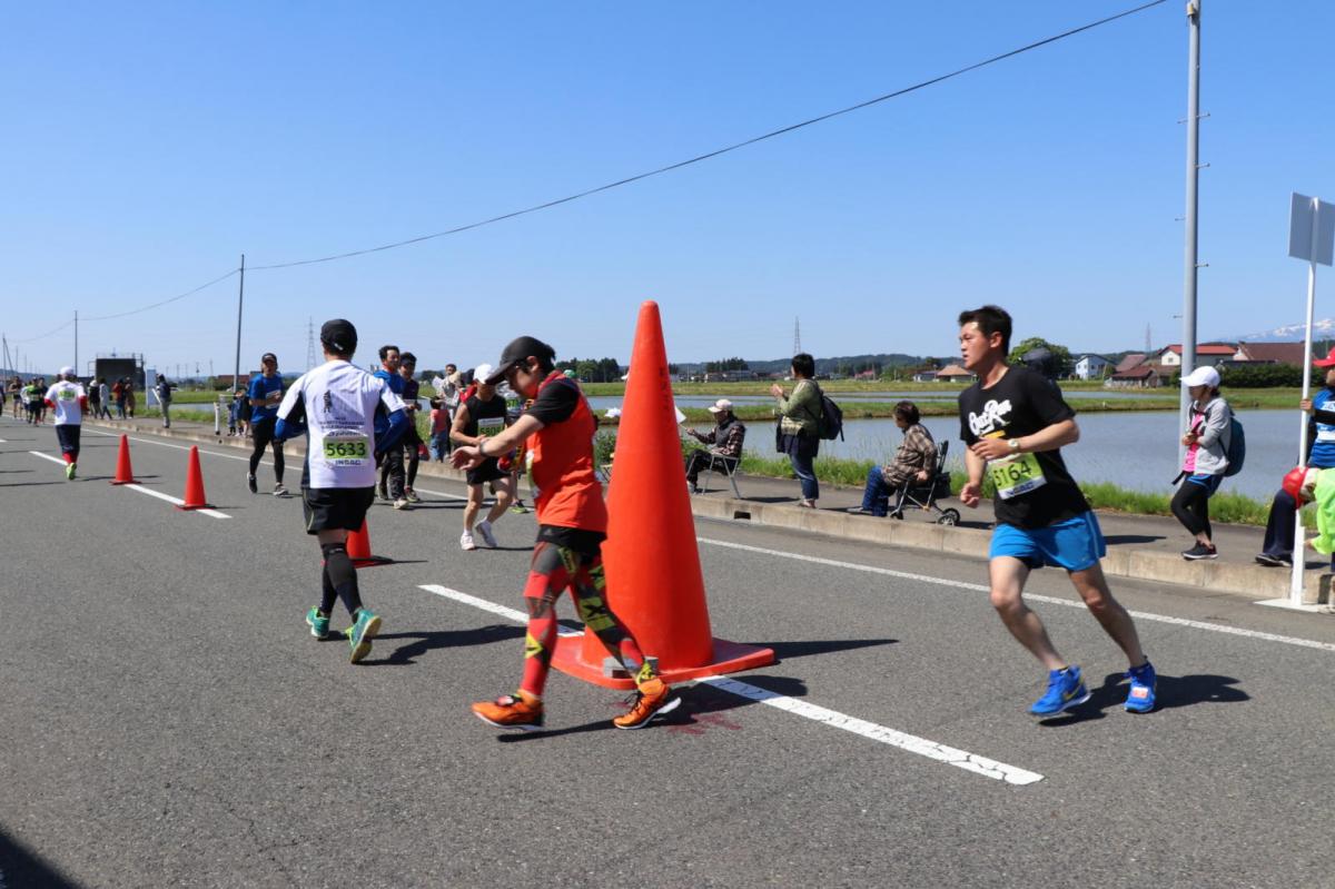 いわて奥州きらめきマラソン2018 フルマラソン5・37.5km給水/10km折り返し 2018/05/20