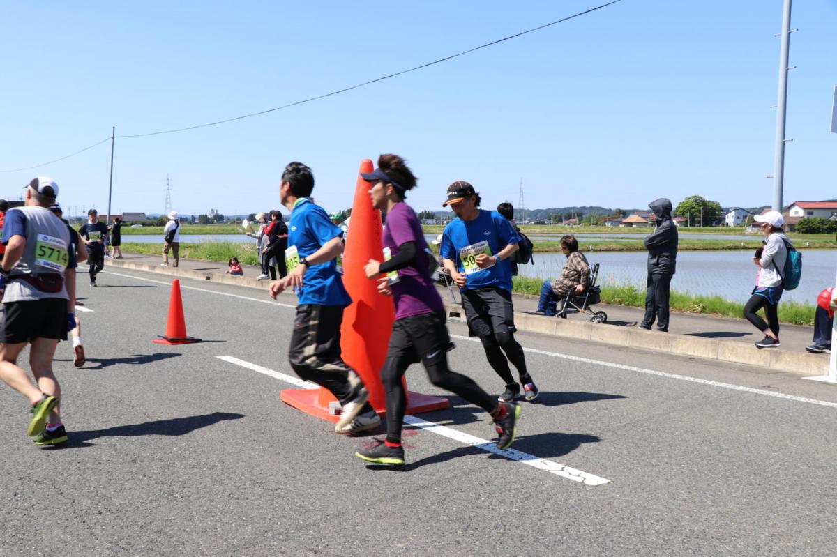 いわて奥州きらめきマラソン2018 フルマラソン5・37.5km給水/10km折り返し 2018/05/20