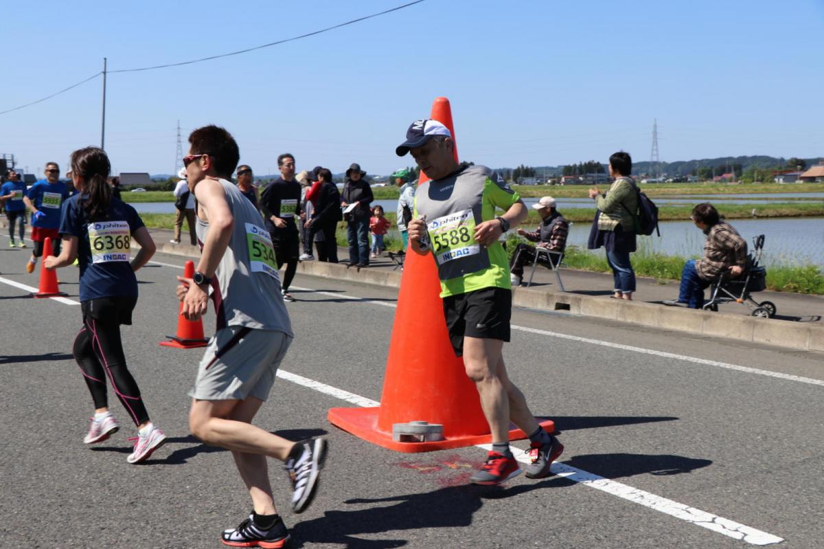 いわて奥州きらめきマラソン2018 フルマラソン5・37.5km給水/10km折り返し 2018/05/20