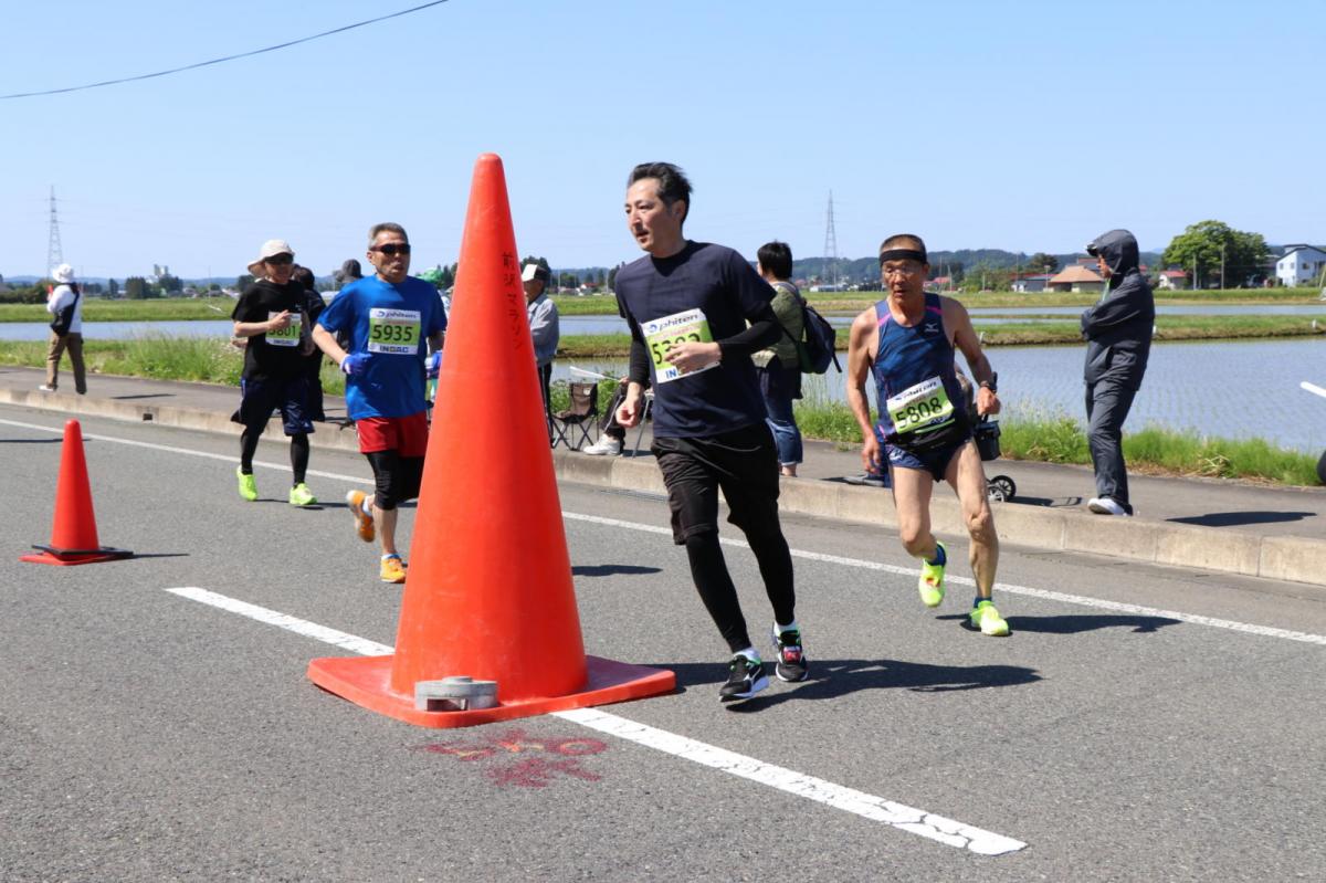 いわて奥州きらめきマラソン2018 フルマラソン5・37.5km給水/10km折り返し 2018/05/20