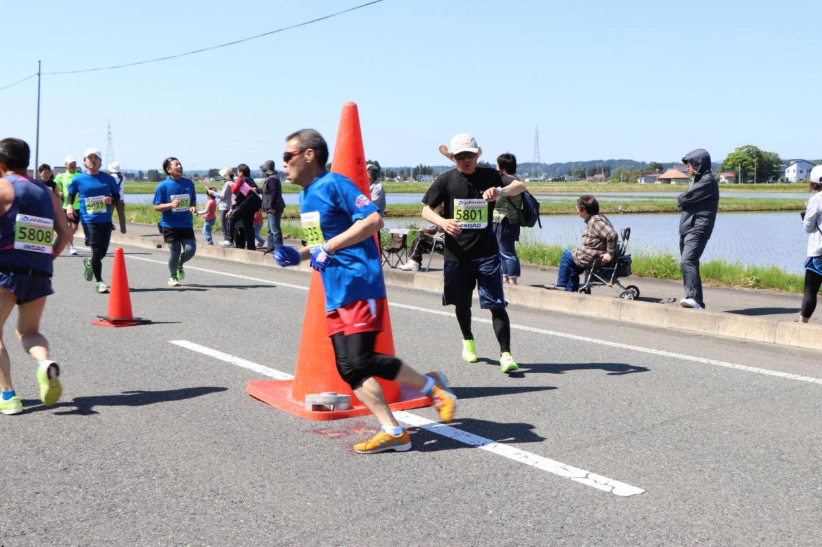 いわて奥州きらめきマラソン2018 フルマラソン5・37.5km給水/10km折り返し 2018/05/20