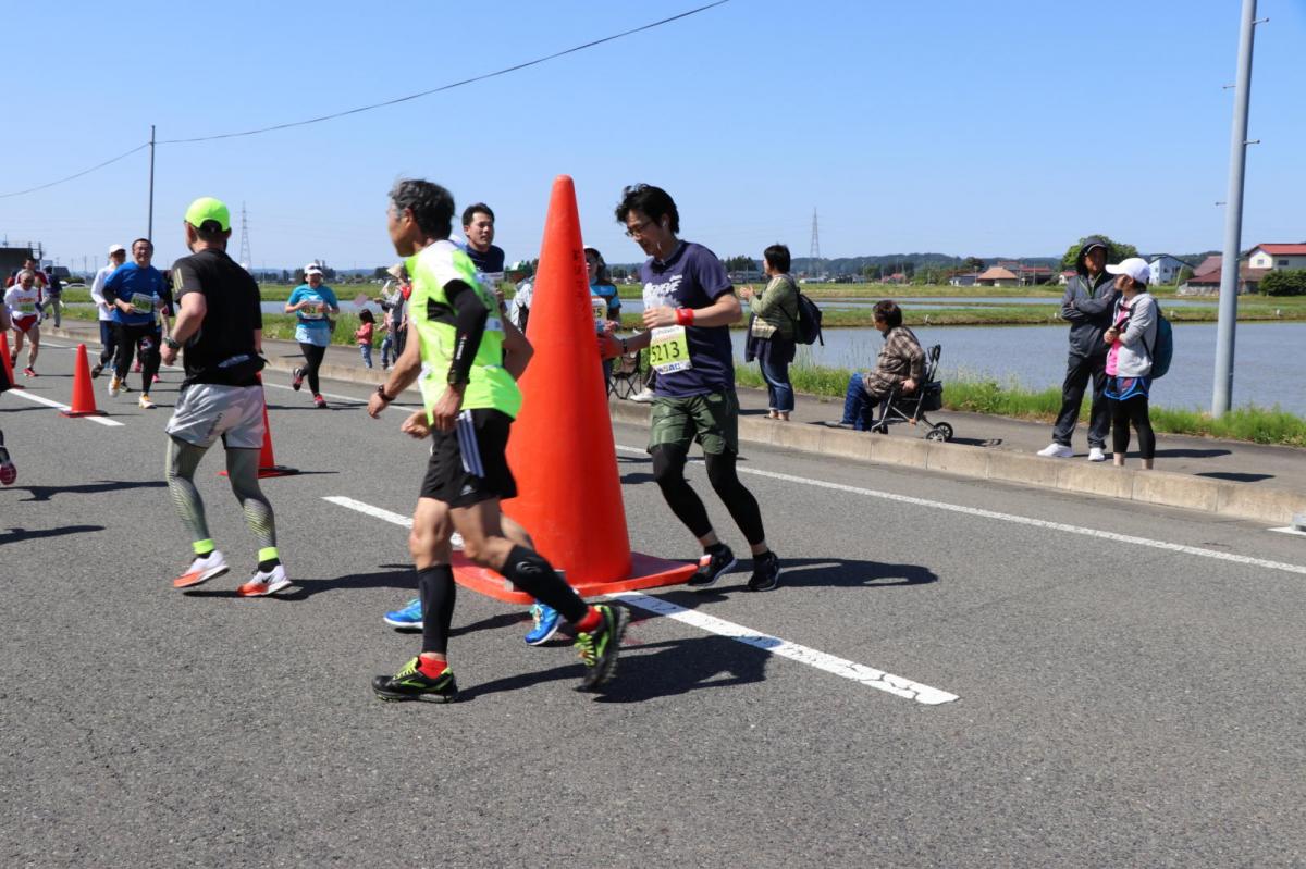 いわて奥州きらめきマラソン2018 フルマラソン5・37.5km給水/10km折り返し 2018/05/20