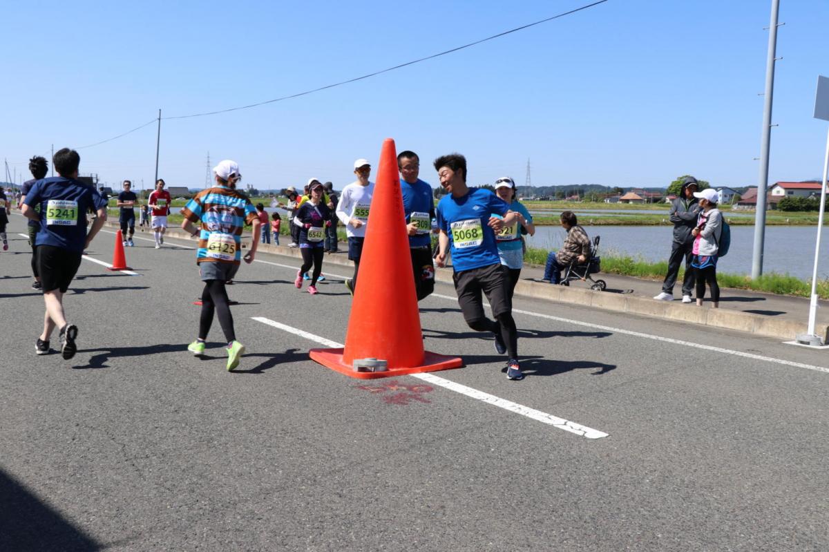 いわて奥州きらめきマラソン2018 フルマラソン5・37.5km給水/10km折り返し 2018/05/20