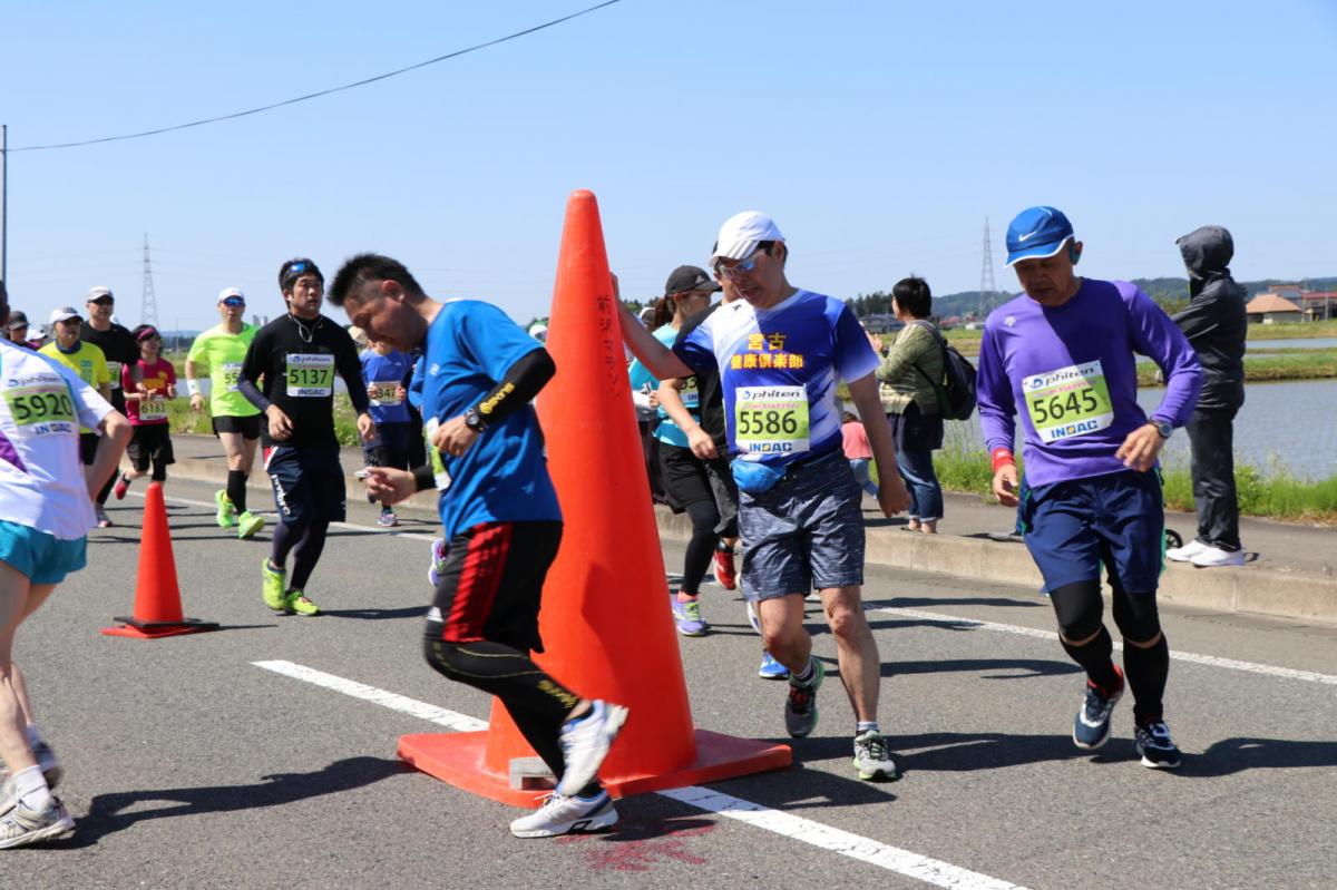 いわて奥州きらめきマラソン2018 フルマラソン5・37.5km給水/10km折り返し 2018/05/20