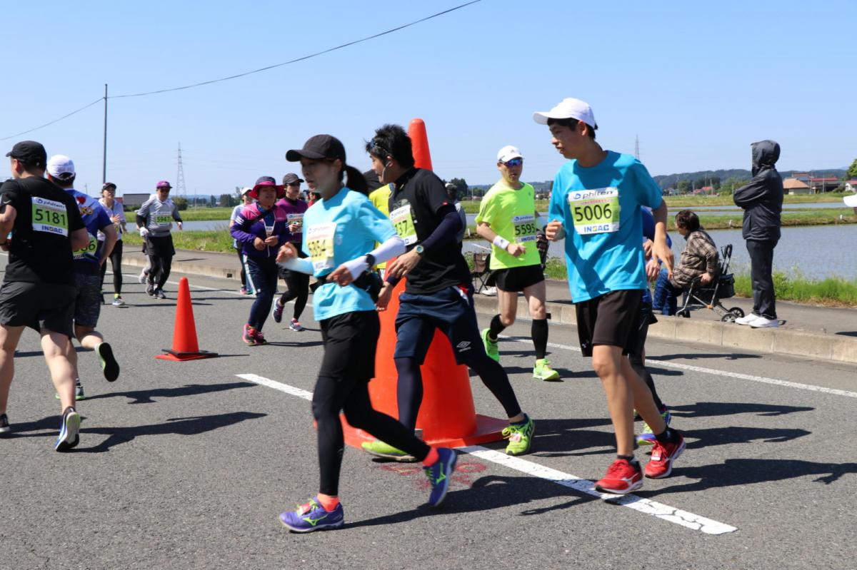 いわて奥州きらめきマラソン2018 フルマラソン5・37.5km給水/10km折り返し 2018/05/20