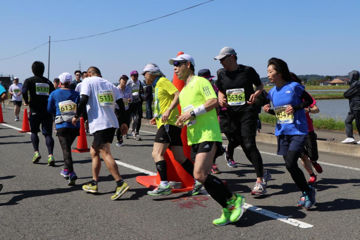 いわて奥州きらめきマラソン2018 フルマラソン5・37.5km給水/10km折り返し 2018/05/20
