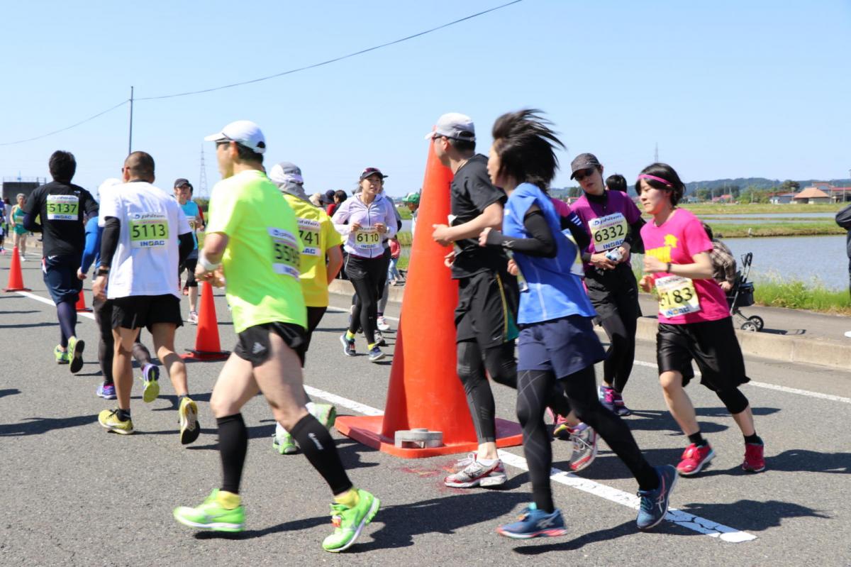 いわて奥州きらめきマラソン2018 フルマラソン5・37.5km給水/10km折り返し 2018/05/20