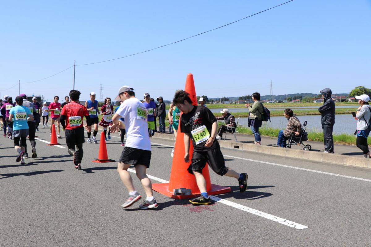 いわて奥州きらめきマラソン2018 フルマラソン5・37.5km給水/10km折り返し 2018/05/20