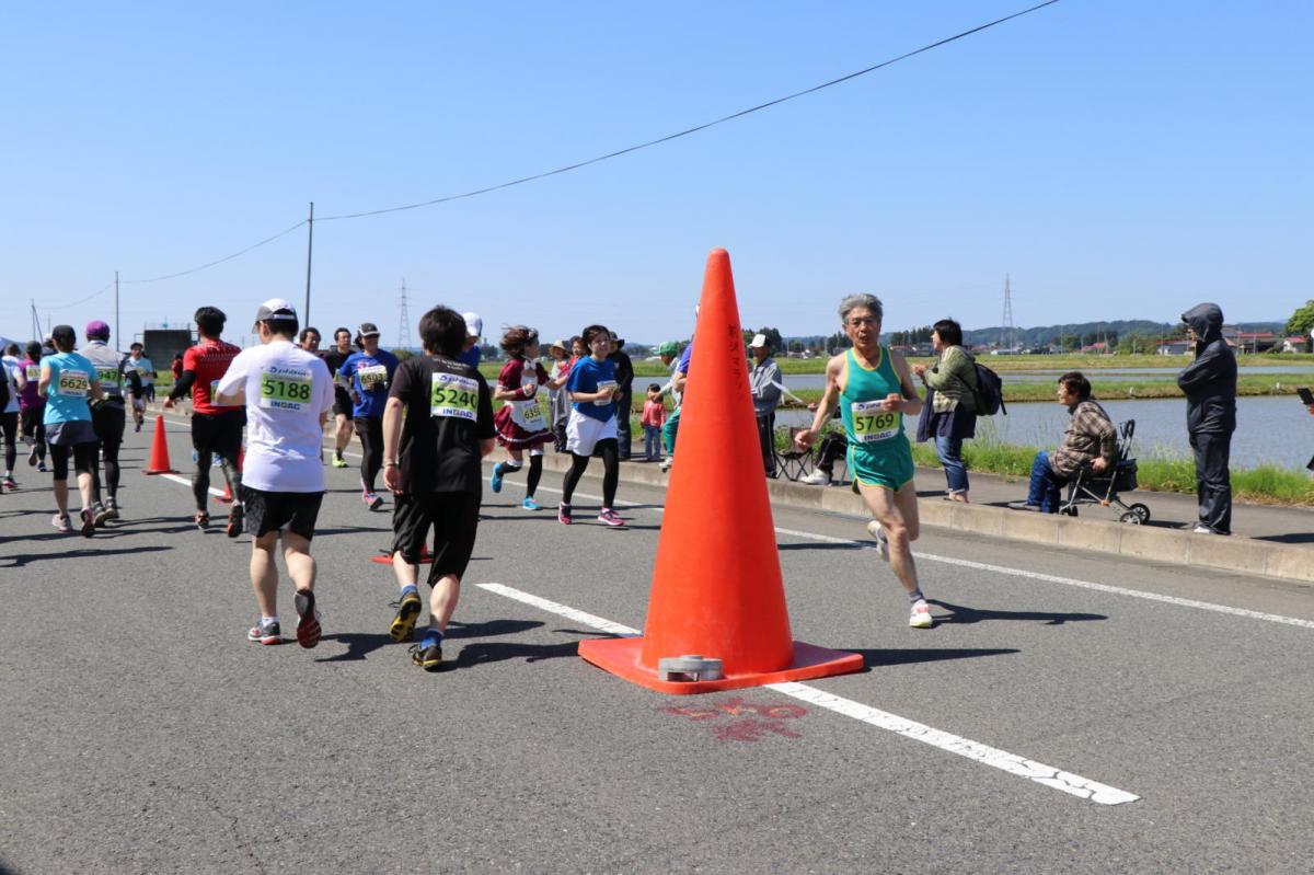 いわて奥州きらめきマラソン2018 フルマラソン5・37.5km給水/10km折り返し 2018/05/20