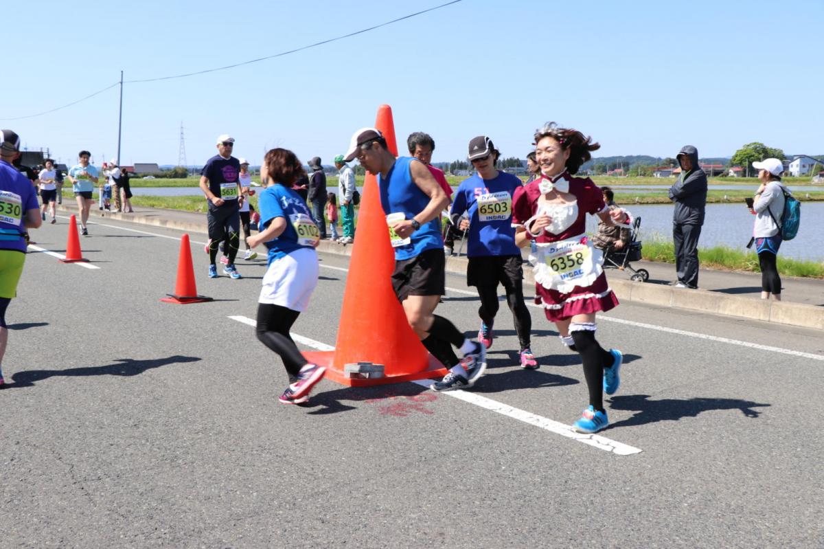 いわて奥州きらめきマラソン2018 フルマラソン5・37.5km給水/10km折り返し 2018/05/20